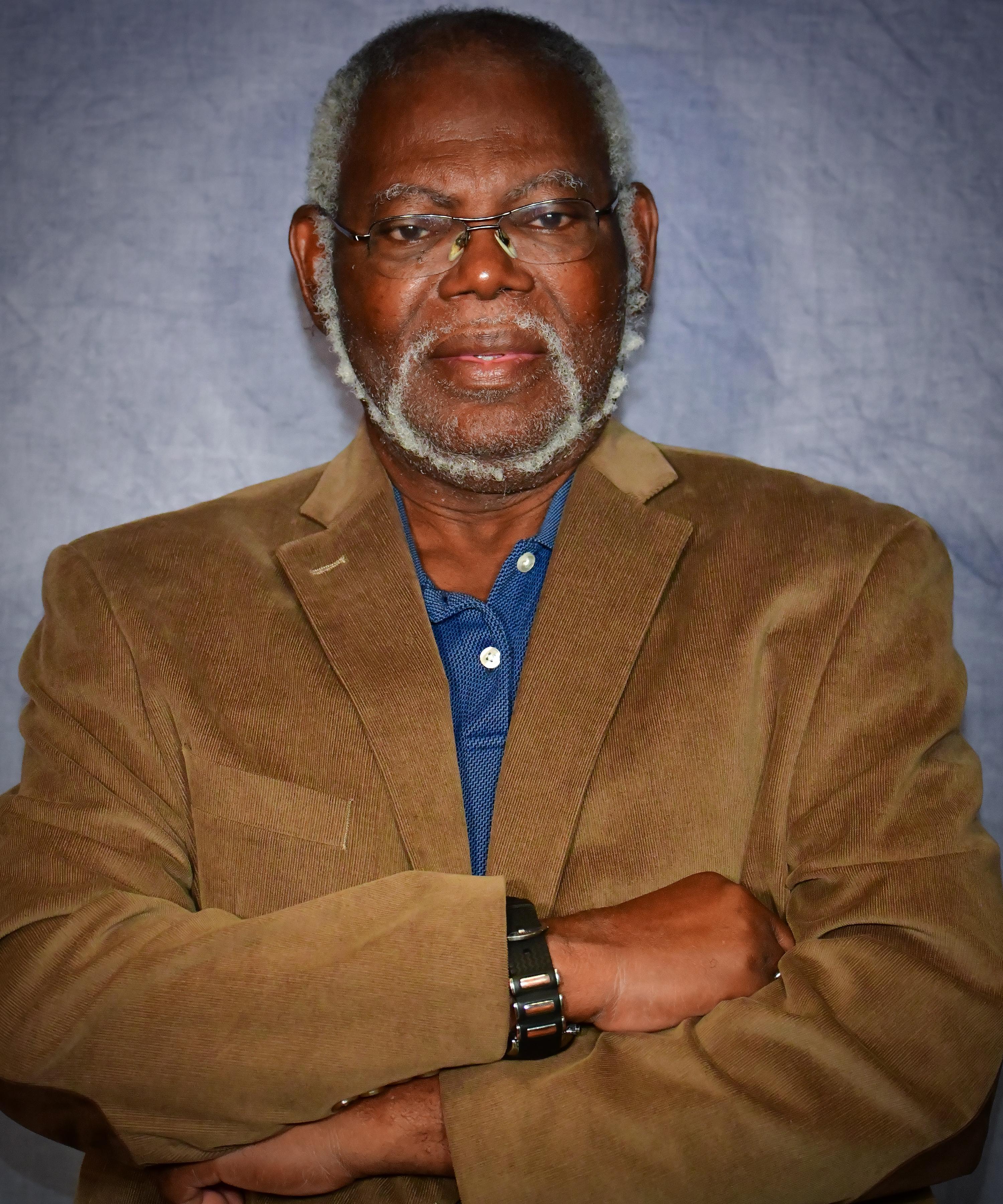 Joseph Olubadewo博士.D